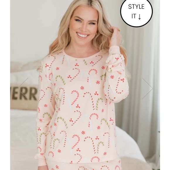 Pink Lily Christmas Trees Pajama Top - Size Small - Picture 2 of 2